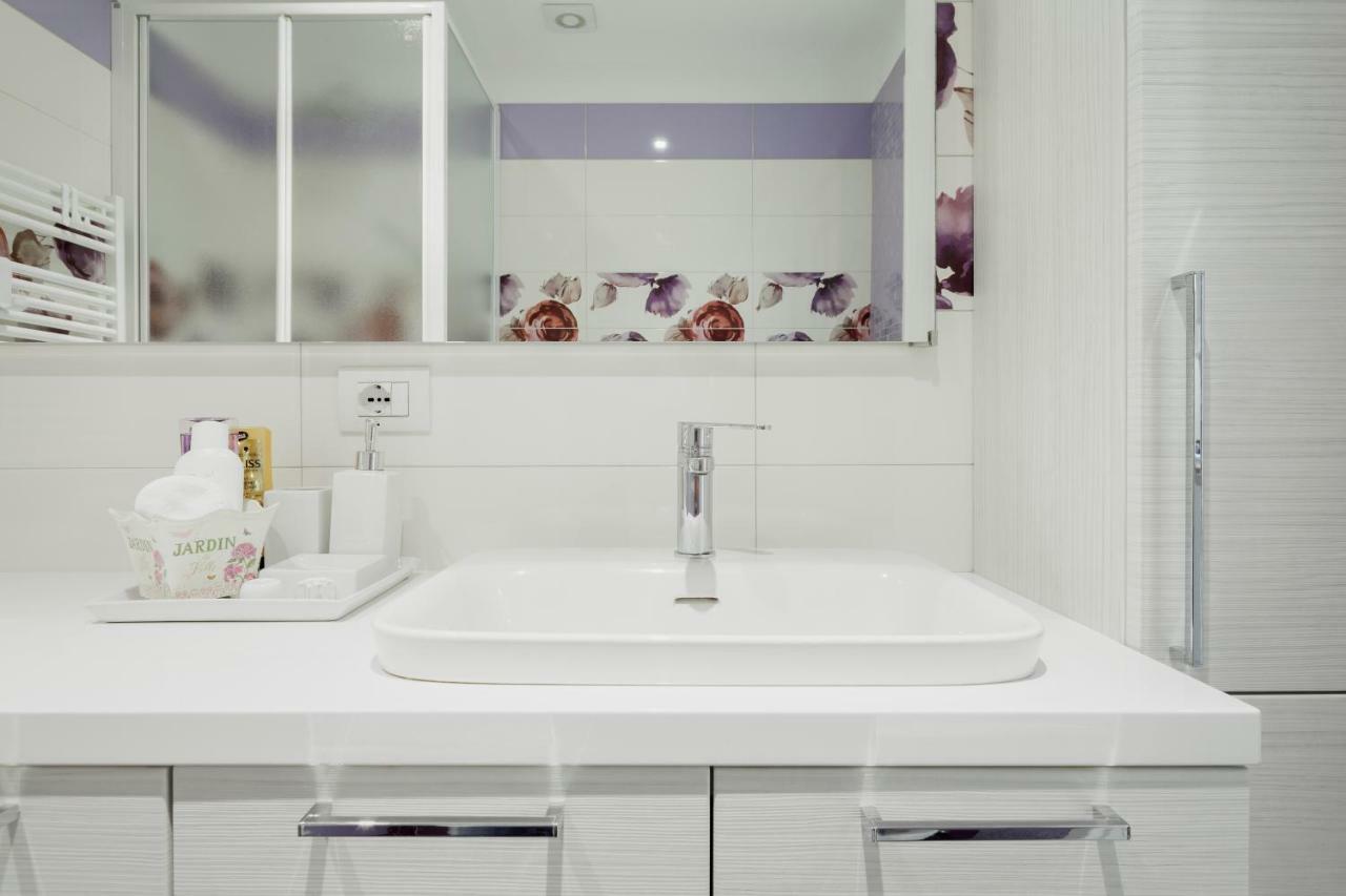 Charming Apartment On The Darsena Navigli - Pulizia Eccezionale ميلان المظهر الخارجي الصورة